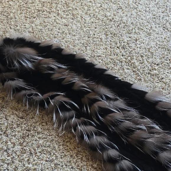 Dana Stein Rabbit And Fox Fur Scarf - Picture 7 of 8